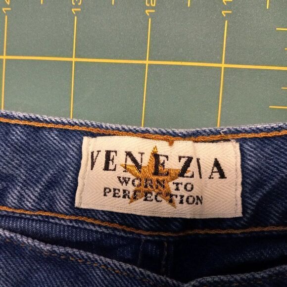 Venezia Jeans - Picture 1 of 8